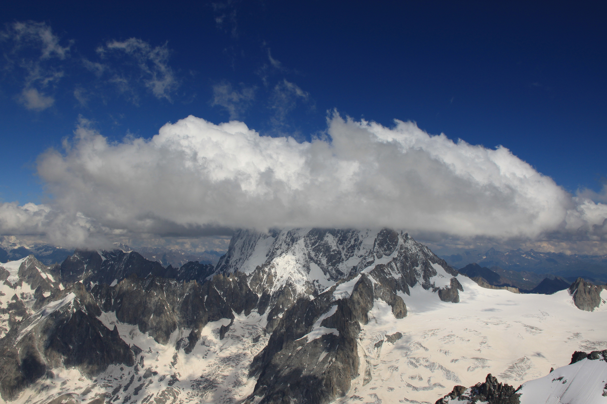 Mont-Blanc : quelle est sa taille et pourquoi change-t-elle ?