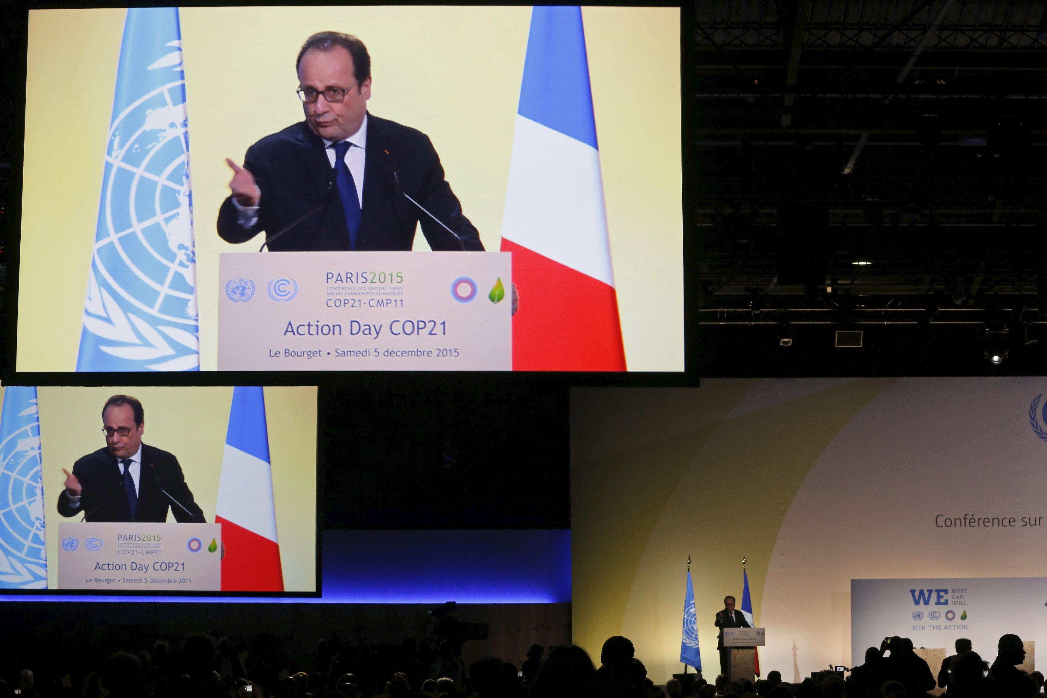 Hollande appelle à dépasser les intérêts nationaux à la COP21