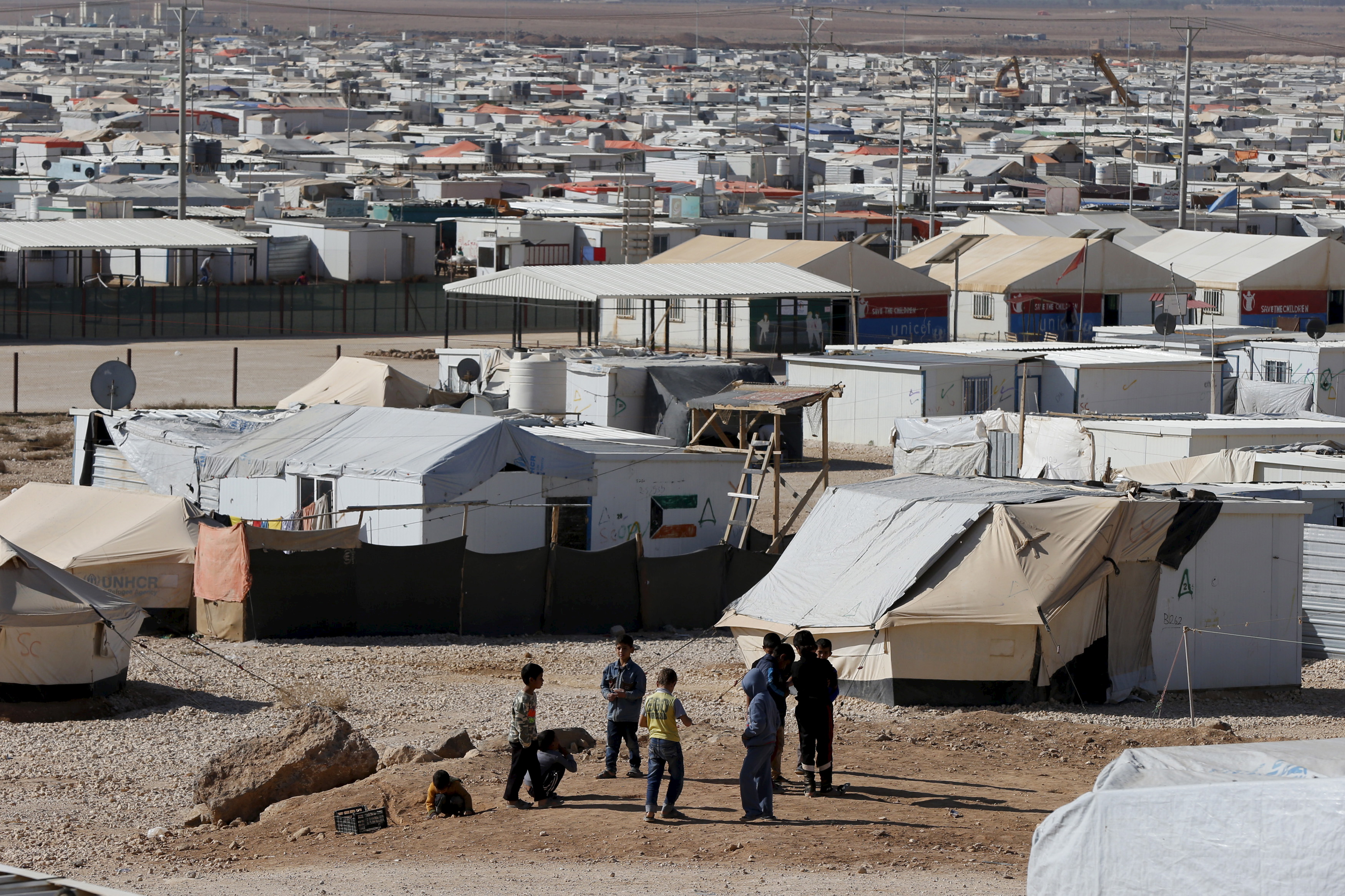 Près de 12000 réfugiés syriens bloqués à l'entrée de la Jordanie