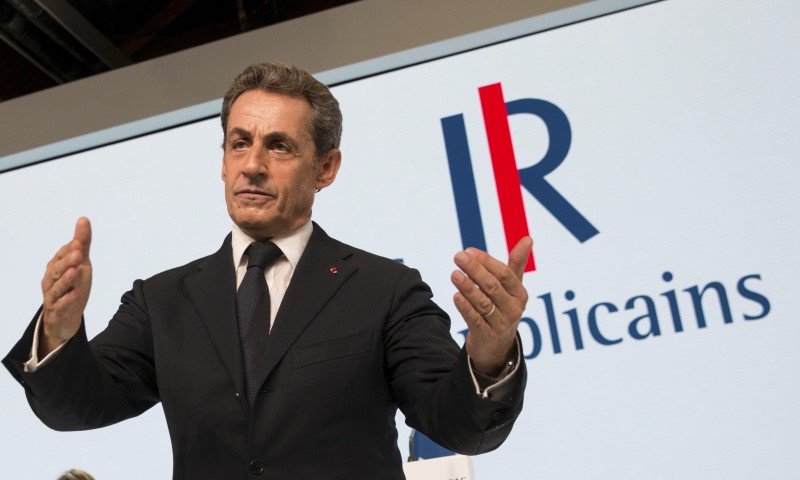 Sarkozy se prépare à une "grande explication" post-régionales