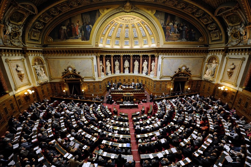 Le Sénat vote un projet de budget 2016 profondément transformé