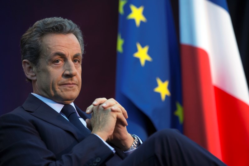 Nicolas Sarkozy sur le pied de guerre