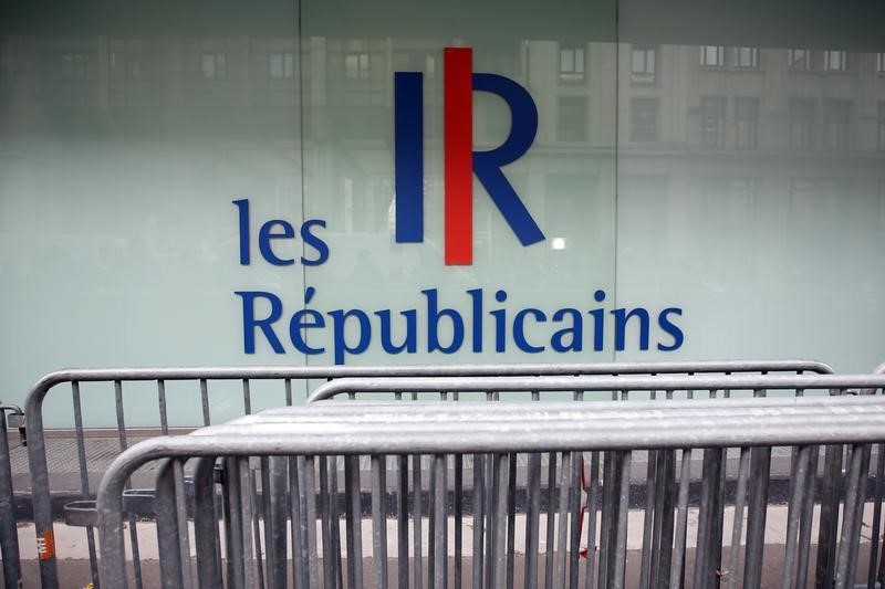 Le groupe LR pour le maintien de la primaire en novembre 2016