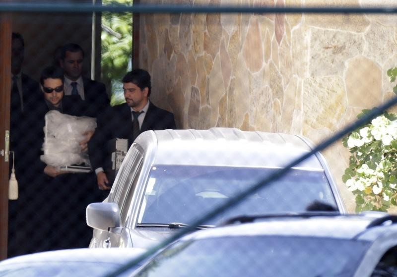 Des perquisitions liées à un scandale de corruption au Brésil
