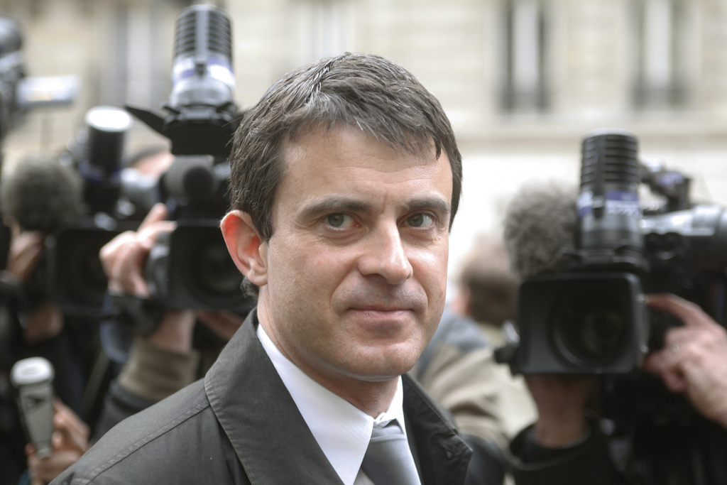 Manuel Valls en Corse : la visite des phrases choc