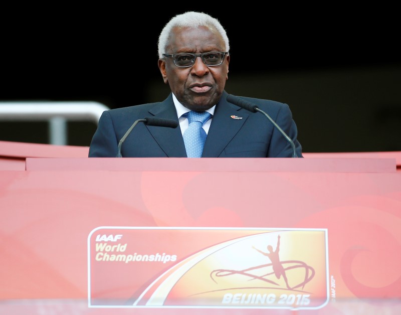 L'ex-président de l'IAAF nie avoir financé la campagne de Sall
