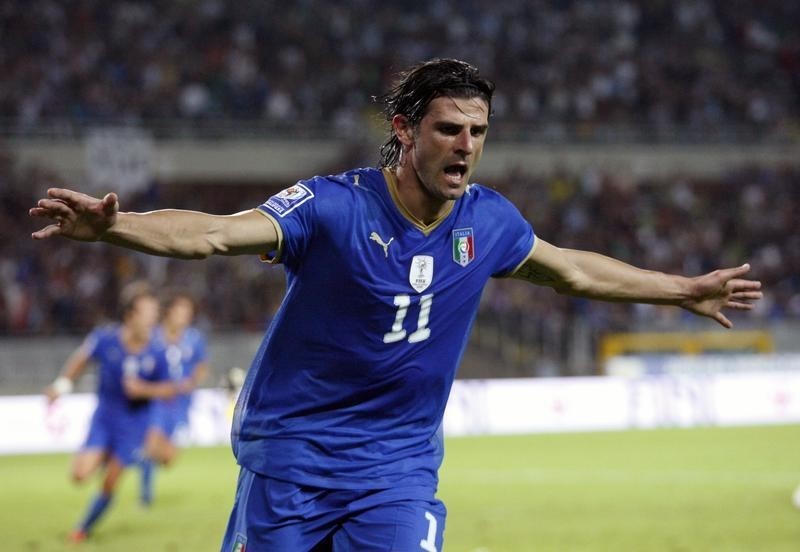 Un ex-footballeur de l'Italie accusé dans un procès sur la mafia