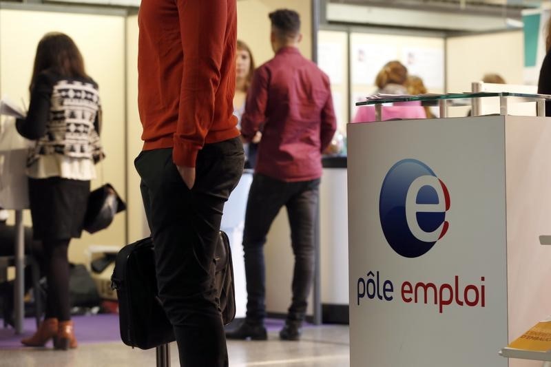 Environ un milliard d'euros pour former les chômeurs