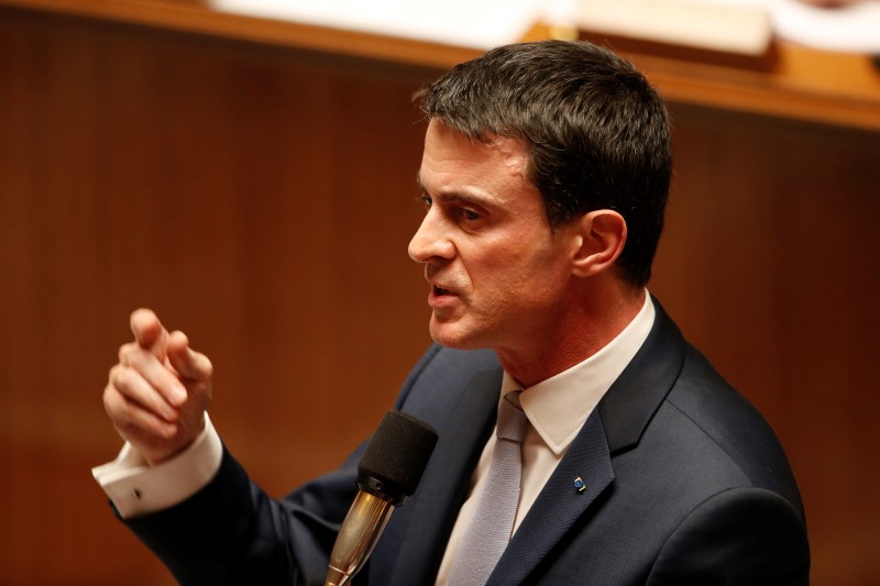 La révision de la Constitution sera votée largement, dit Valls