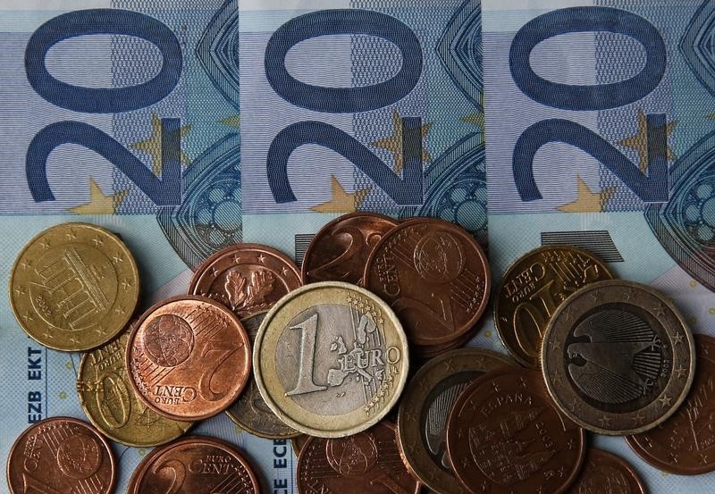 Le gouvernement va lancer un comparateur des tarifs bancaires