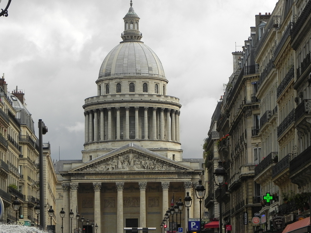 Entrée au Panthéon : qui sera le prochain "grand homme" ?