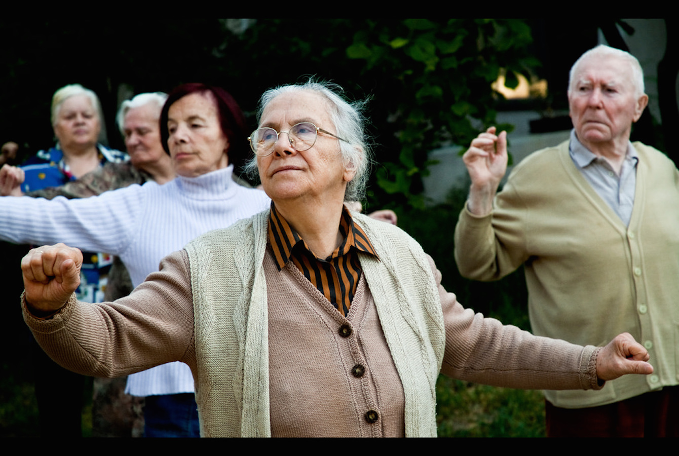 Des centenaires, Jean-Vincent Placé taclé et un colis très particulier