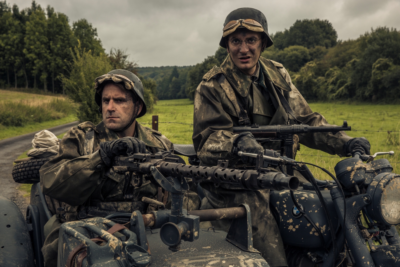 Cinéma : La Folle histoire de Max et Léon, Snowden, Mr Wolff