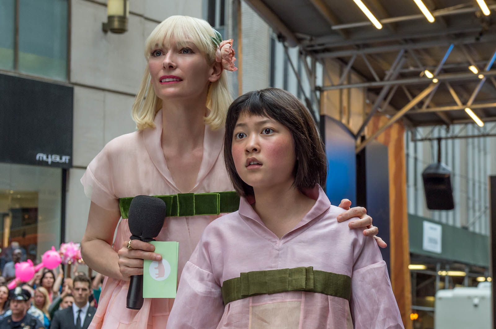 Cannes 2017 : Jour 3 "Des sifflets, un taxi et un voyage dans les airs"