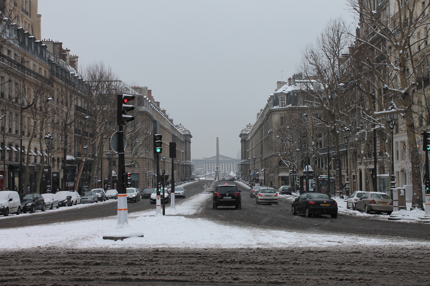Au secours il neige à Paris !