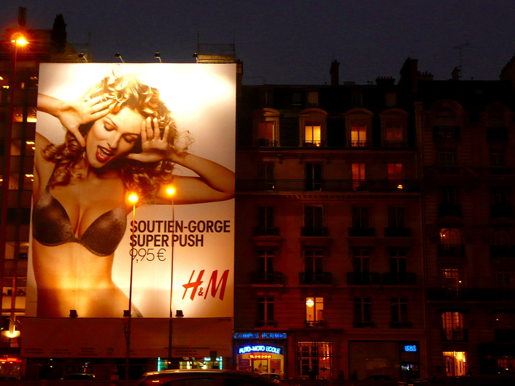 Bonnets rouges, Nobel, soutien-gorge… Les "pourquoi" de 2013