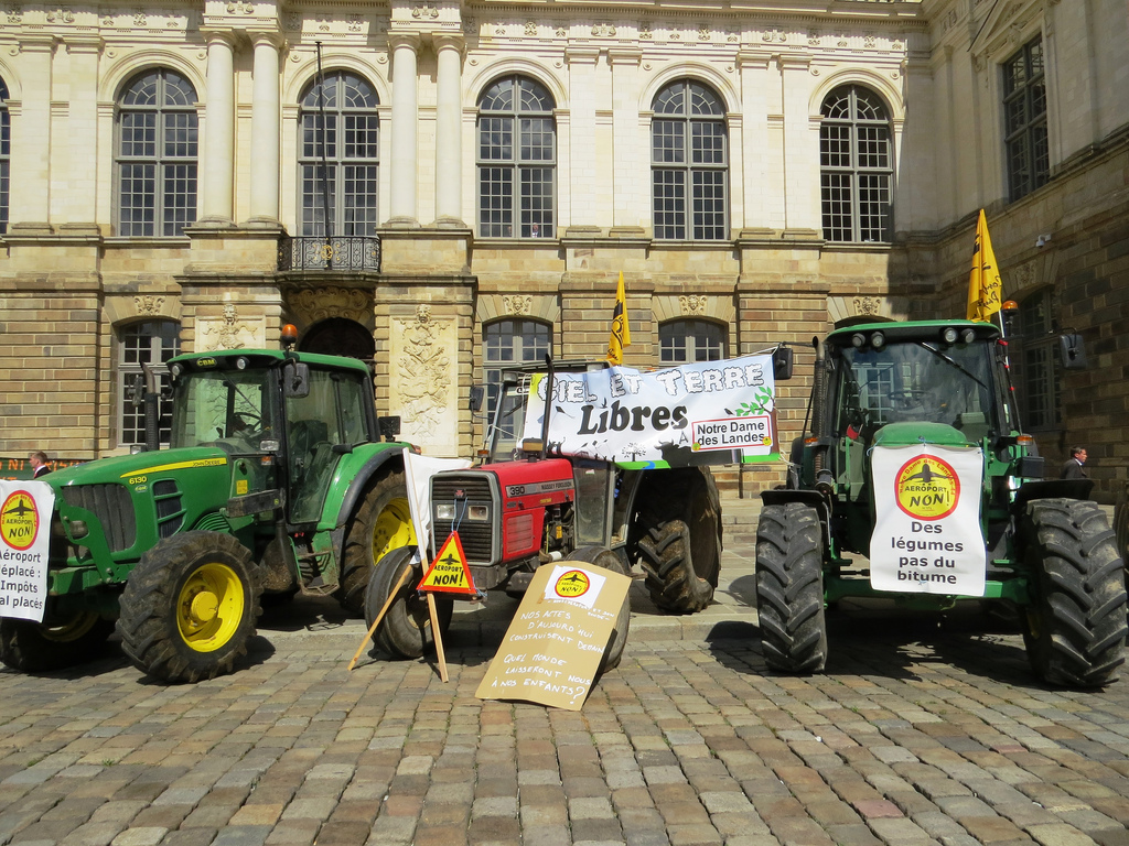 Aéroport Notre-Dame-des-Landes : tensions et réactions