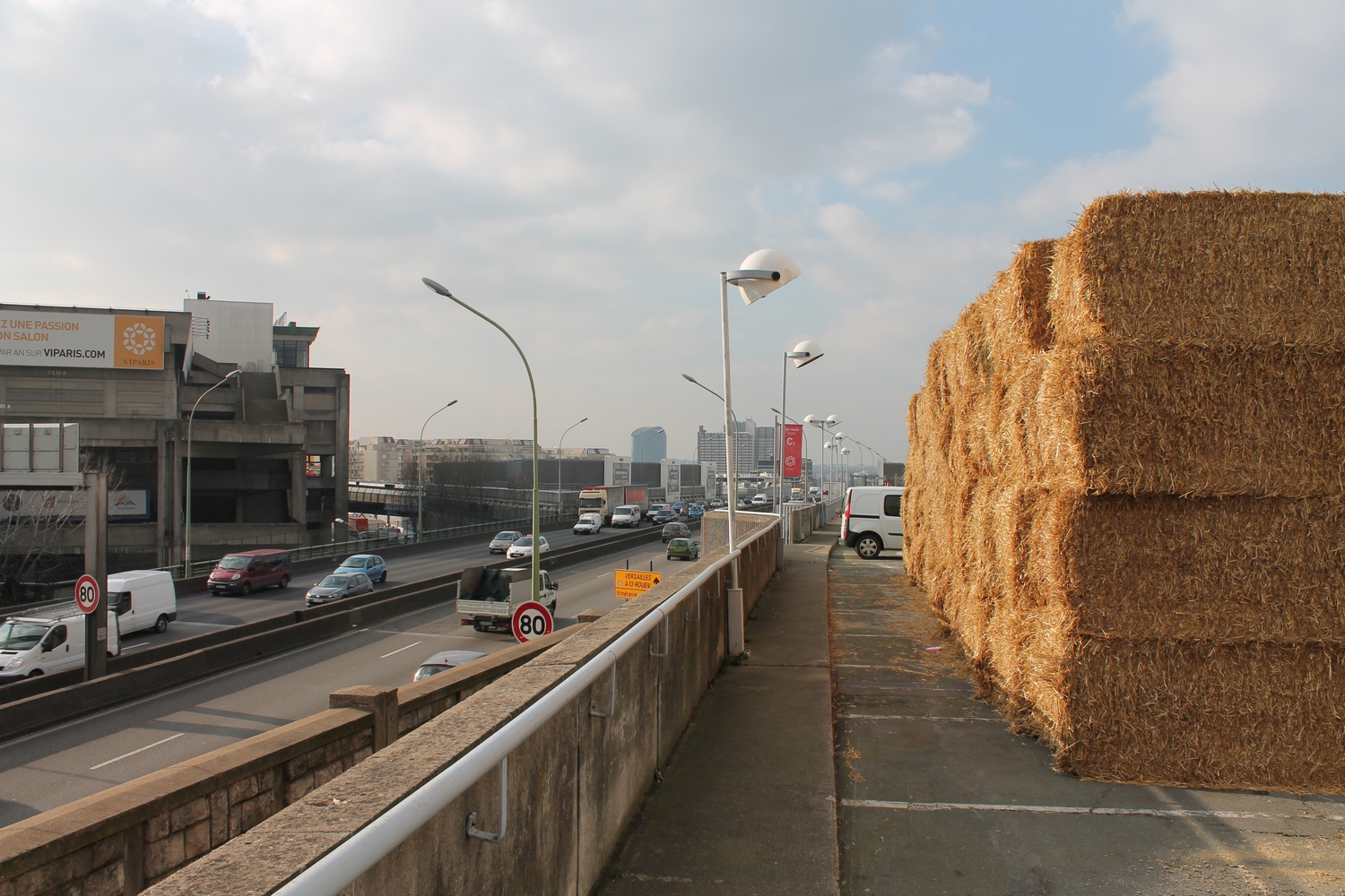 La Ferme! Ils débarquent...