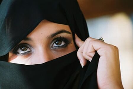 Niqab à l’Opéra Bastille : que dit la loi ?